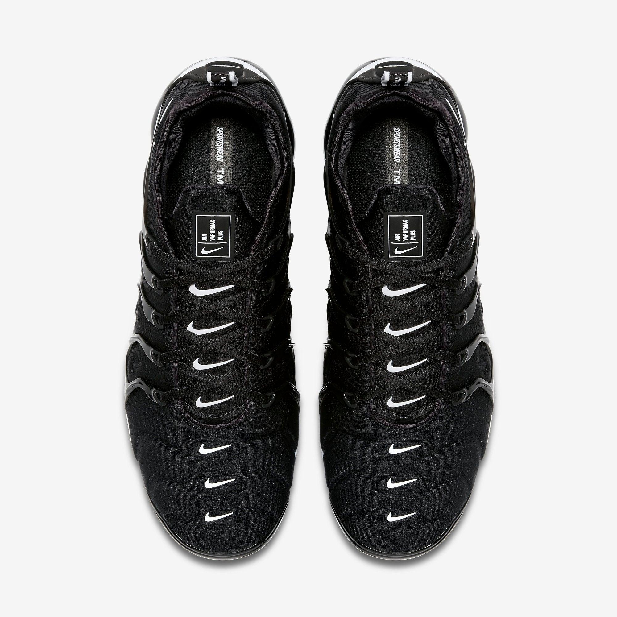 Nike Air VaporMax Plus Overbranding Black