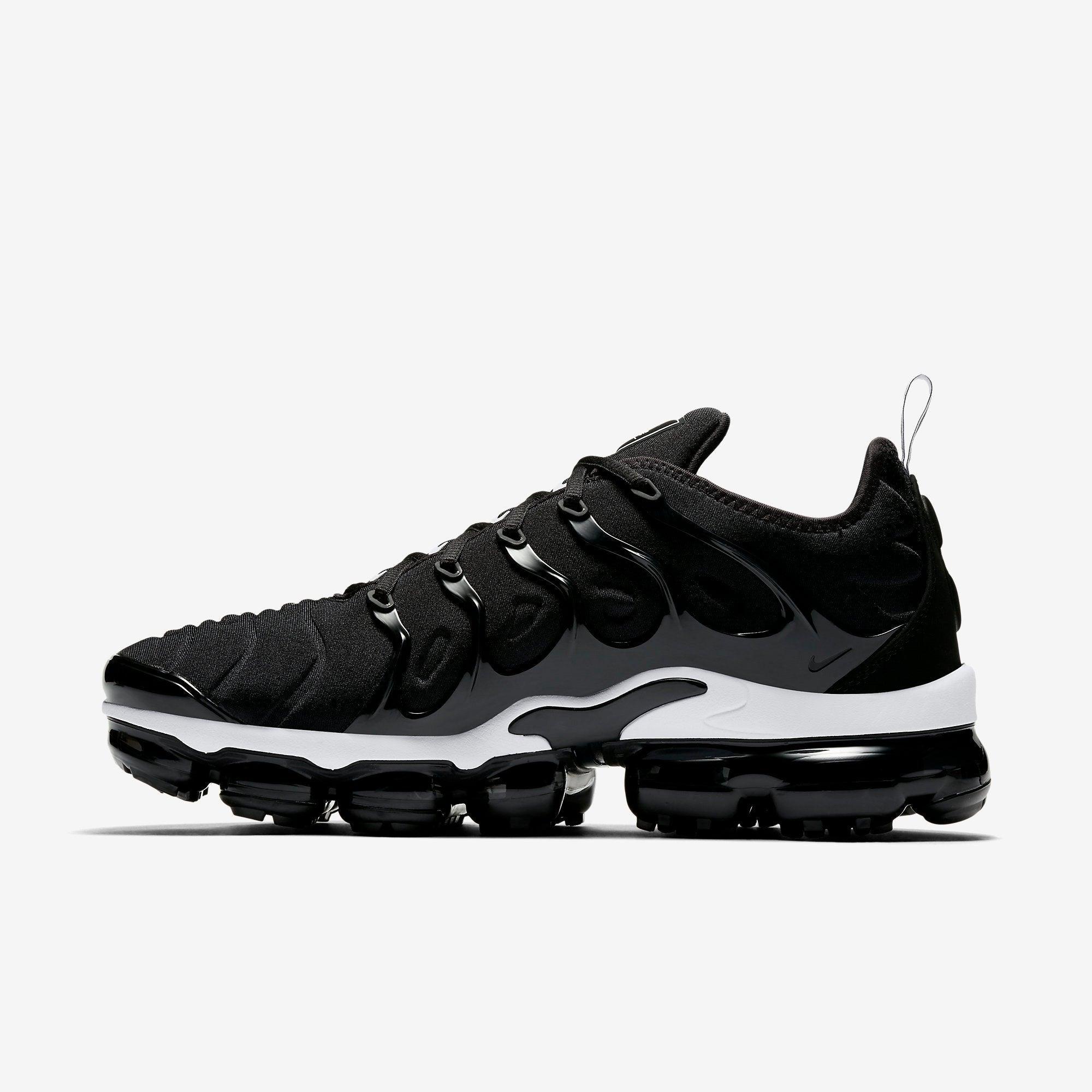 Nike Air VaporMax Plus Overbranding Black