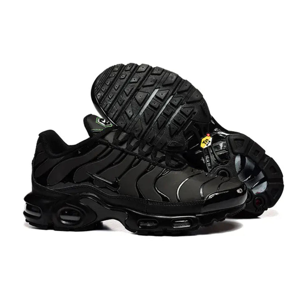 Nike Tn Air Max Plus Noir Vert / Green Change Couleur Avec Feu