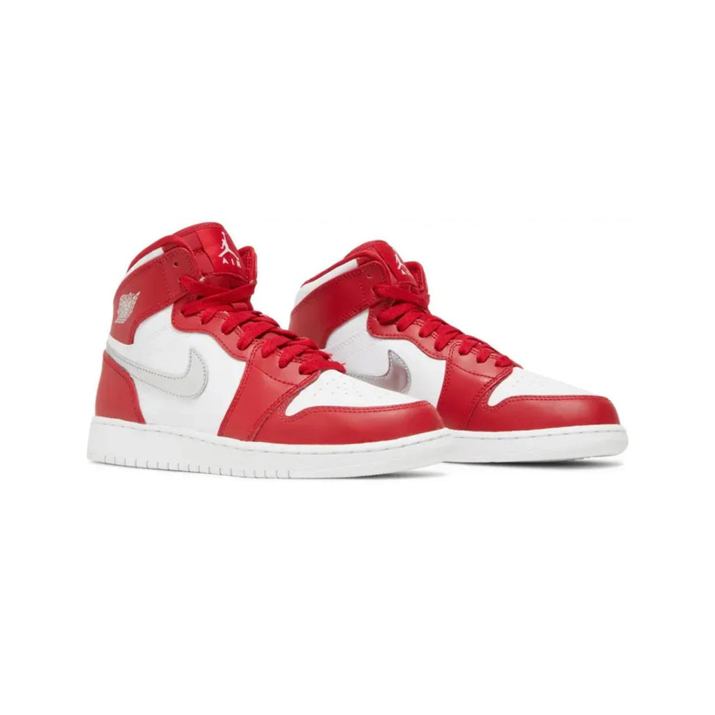 Air Jordan 1 Retro High Silver White Red Metallic